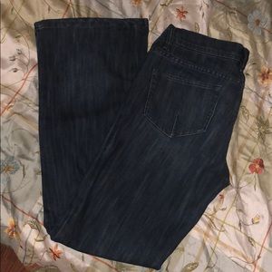 Limited jeans
